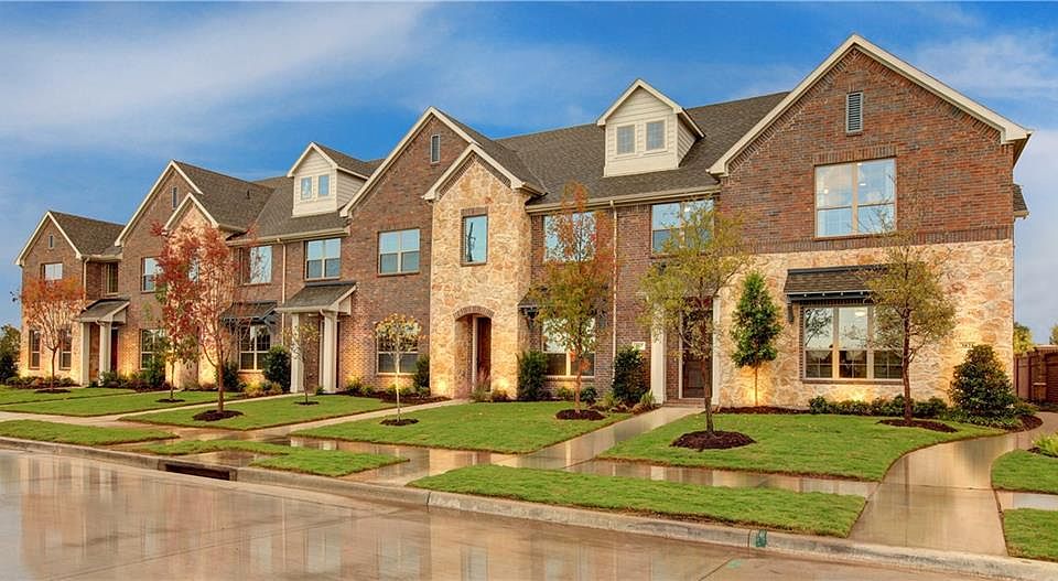 1st image of 2300 Russells Way
