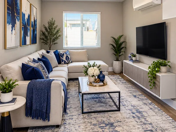 LB2472, 2472 Cedar Ave #11, Long Beach, CA 90806