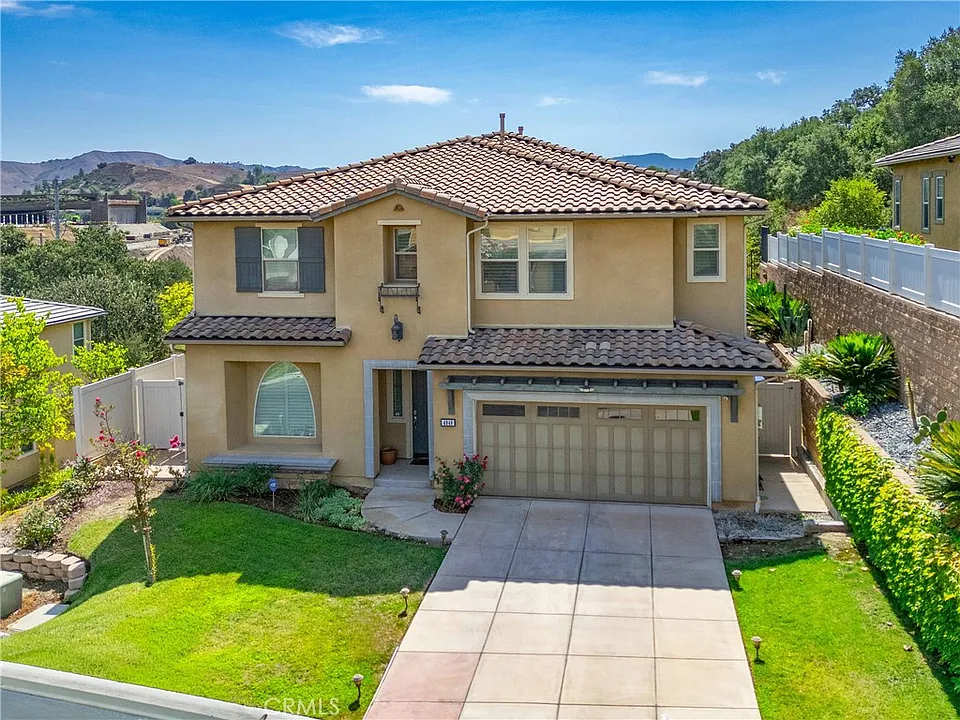 4948 Hydepark Dr