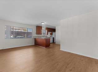 4945 W 118th Pl APT 1, Hawthorne, CA 90250