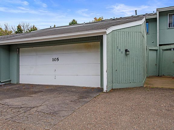 3rd image of 105 Canabury Ct