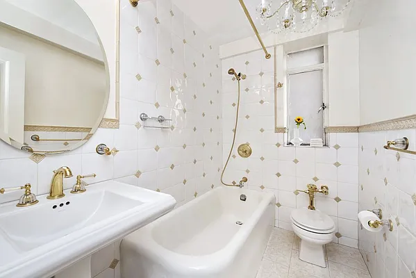 Rented by Compass | media 18