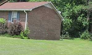 3rd image of 212 Kenilworth Dr