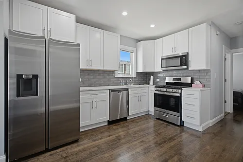2430 N Normandy Ave #1 Photo 1