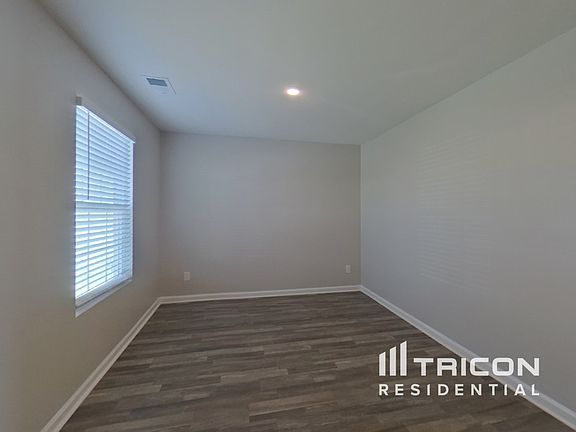 3rd image of 106 Radford Ct