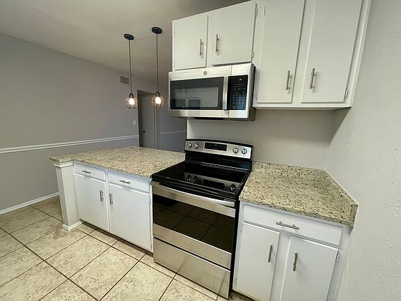 5th image of 2401 W Morrison Ave #214