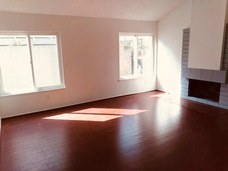 13534 Palm Pl — Photo 5