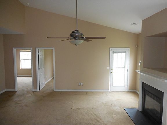 4th image of 5205 Silverbrook Dr