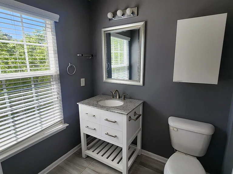 2484 Ivey Crest Cir — Photo 17