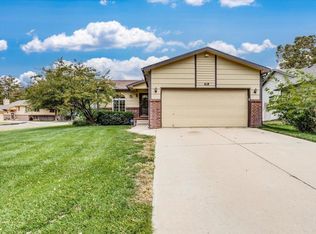 418 W Woodland Dr, Derby, KS 67037