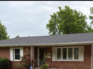 3105 Hampton Rd, Saint Joseph, MO 64505
