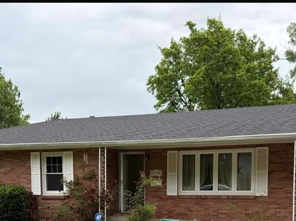3105 Hampton Rd, Saint Joseph, MO 64505