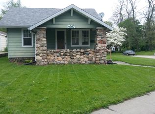 2017 Prairie Ave, South Bend, IN 46613