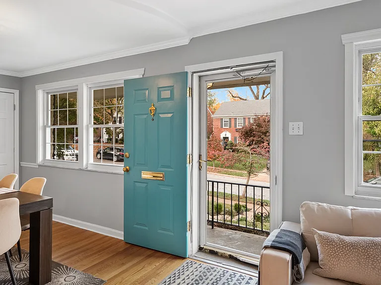 7722 Stanford Ave — Photo 2