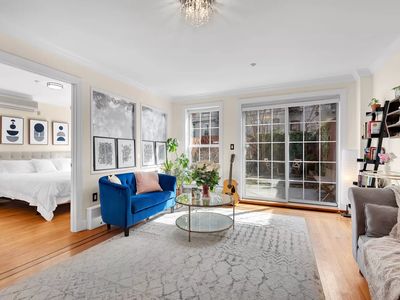 182 Huron St APT 1B, Brooklyn, NY, 11222