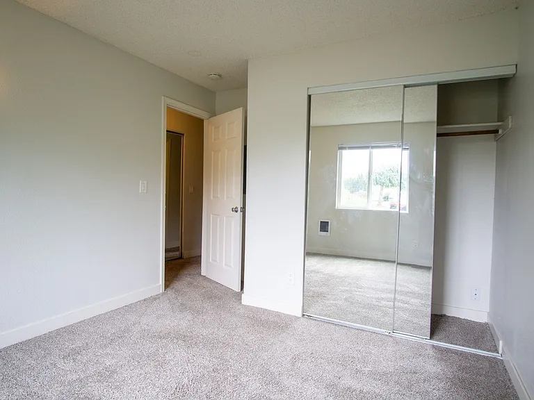 12155 SW Spur Ct #A — Photo 9