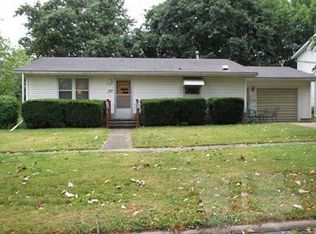 110 N Van Buren St, Mount Pleasant, IA 52641