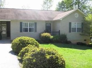 100 Hillcrest Ct, Walhalla, SC 29691