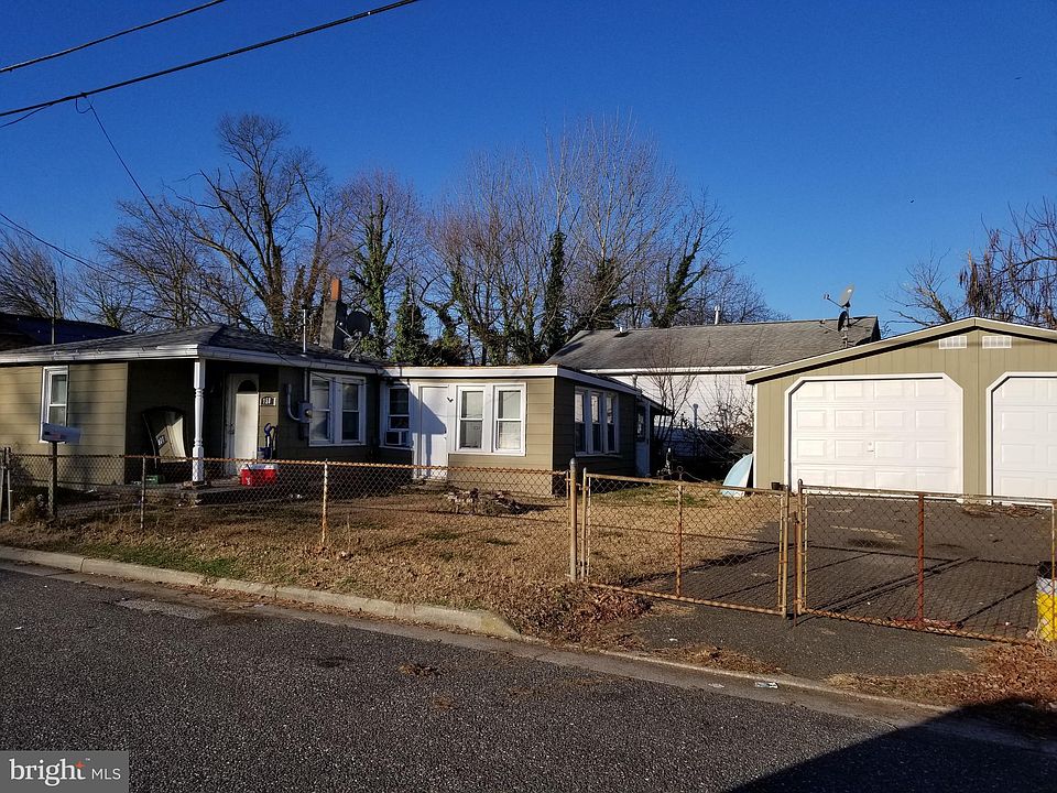 1st image of 158 Cumberland Ave