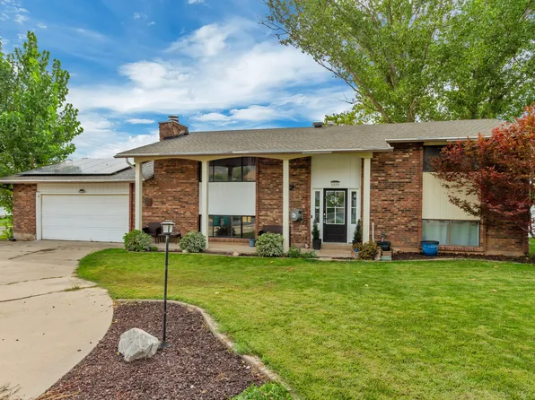 1029 N Walburk Ave E, Layton, UT 84040