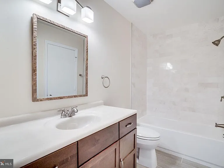 6505 Gretna Green Way — Photo 26