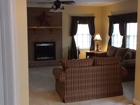 family room off kitchen