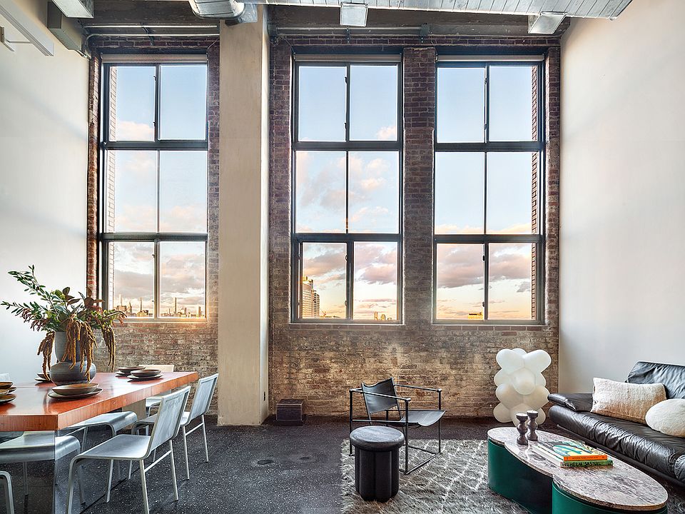 1st image of 330 Wythe Ave APT 6I