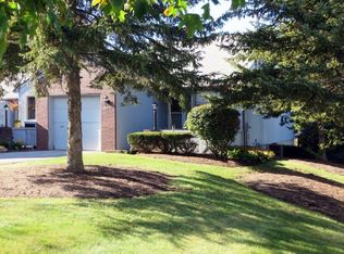 4710 Baywood Dr, Erie, PA 16509