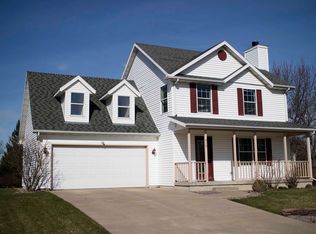 516 Anne Dr, Stoughton, WI 53589