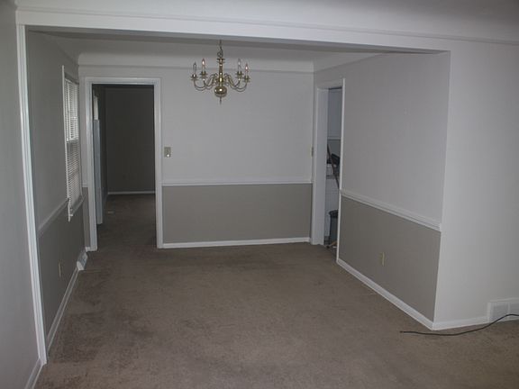 4th image of 20741 Belvidere Ave