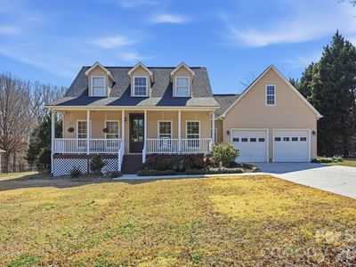 7335 Broad Wing Ln, Sherrills Ford, NC, 28673