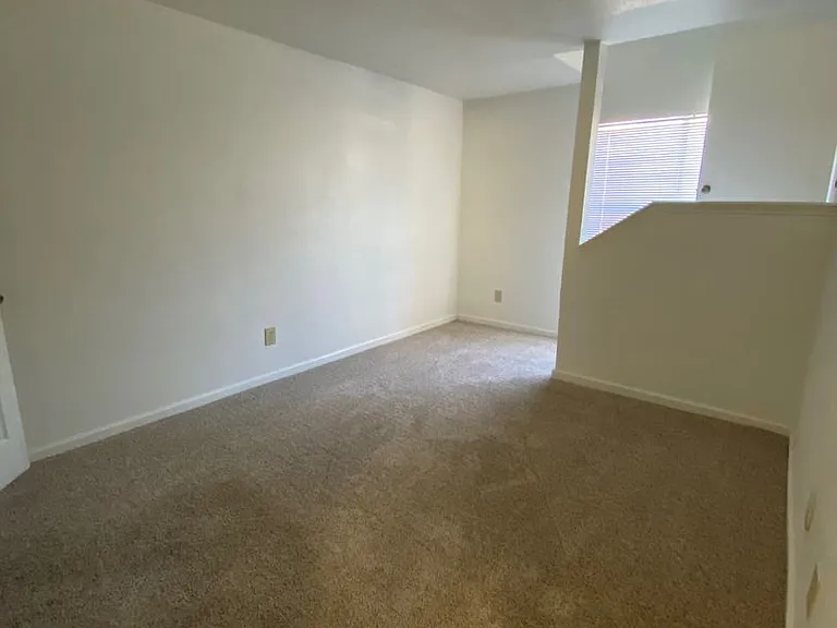 Emerald Cove Apartments — Photo 169