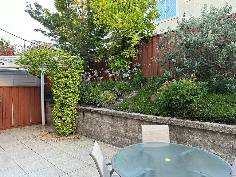 1512 Craiglee Way — Photo 6