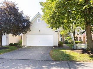 225 Westwind Dr APT 39, Avon Lake, OH 44012