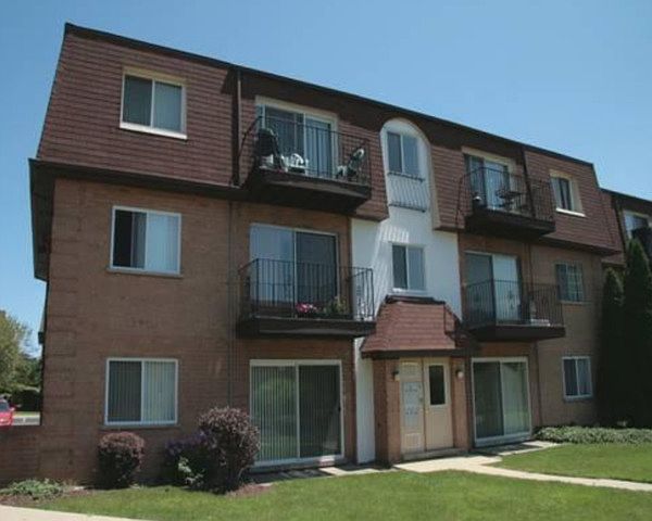 1st image of 9476 Bay Colony Dr APT 3N