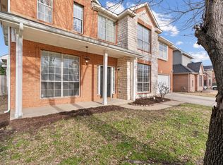 4220 Cedar Ridge Dr, Grand Prairie, TX 75052