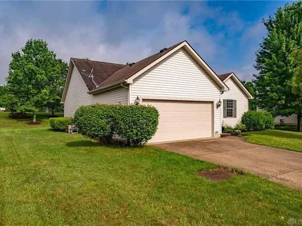 2431 Trotter Ct, Dayton, OH 45434