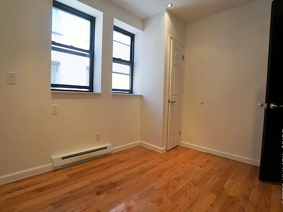 4th image of 204 W 108th St APT 8