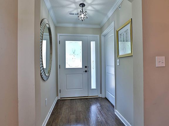 4th image of 2117 Rolling Hills Dr