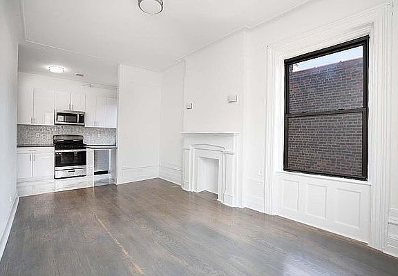 4th image of 620 W 141st St APT 4G