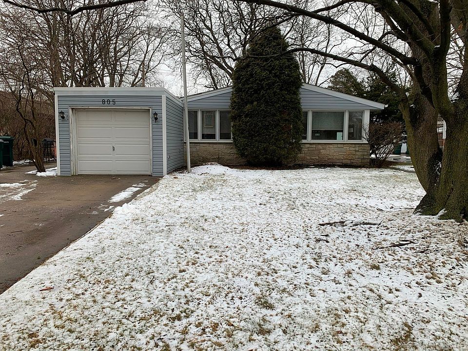 1st image of 805 Leclaire Ave