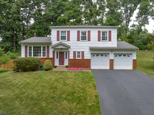 26 Winding Way, Parsippany-Troy Hills Twp., NJ 07054