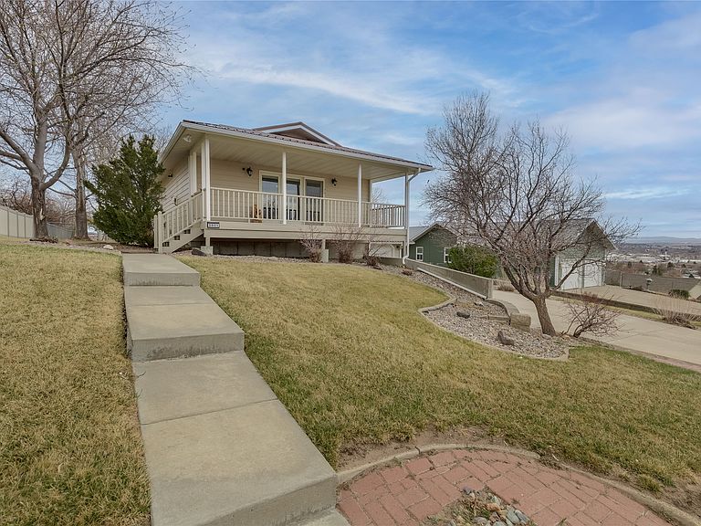 Listing photo 3