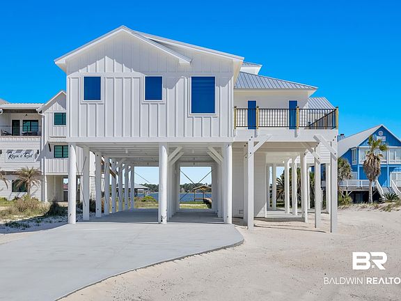 3rd image of 2270 W Beach Blvd