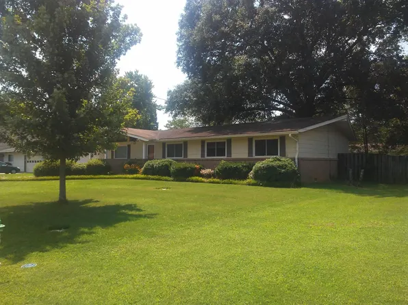 1016 Mira Vista Dr SE, Huntsville, AL 35802