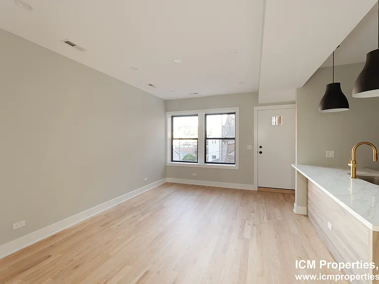 2530 N Campbell Ave #1 — Photo 6
