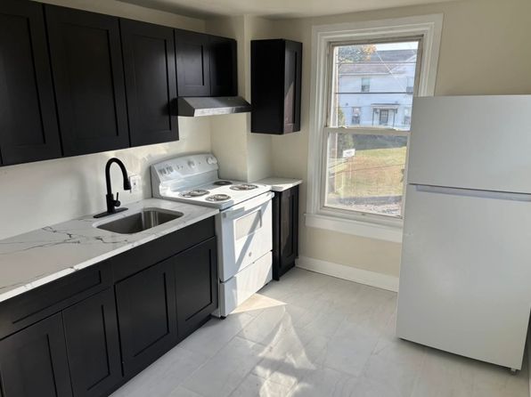 2716 Community Dr #2