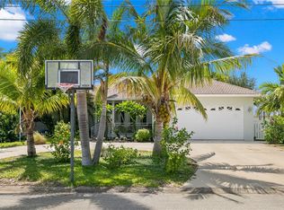 909 21st Ave W, Palmetto, FL 34221
