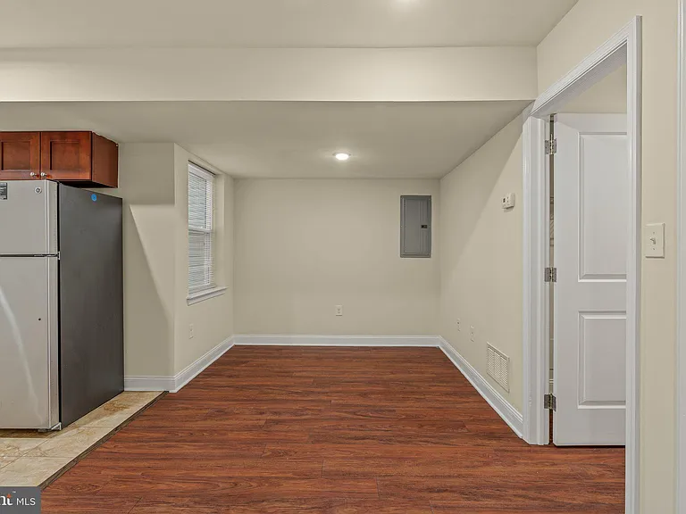 1724 W Master St #C — Photo 17