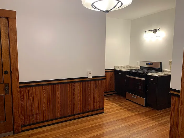 2 bed, 1.0 bath, $2,800 — Photo 3